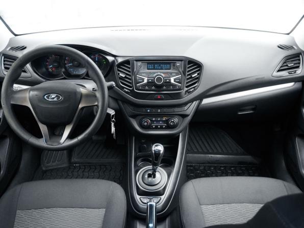 Lada (ВАЗ) Vesta I с пробегом 2017 года, цена 699 900 рублей, 57887 км, седан, Автокод Объявления