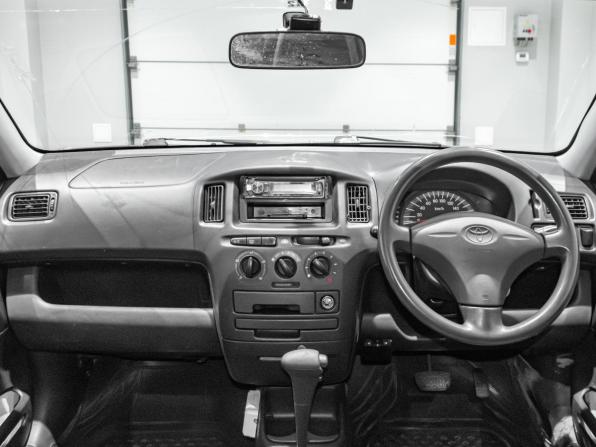 Toyota Probox I с пробегом 2011 года, цена 528 554 рубля, 263031 км, универсал, Автокод Объявления