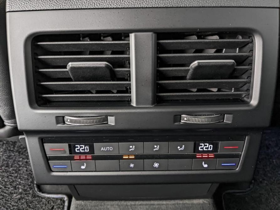 Volkswagen Touareg III Москва  - изображение 27