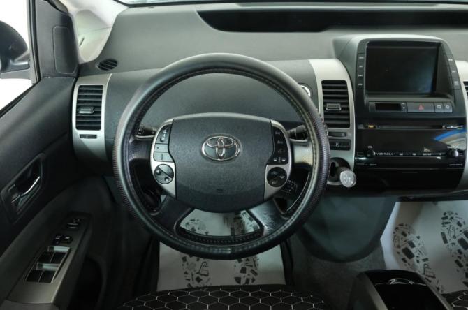 Toyota Prius II Рестайлинг (XW20) с пробегом 2008 года, цена 849 000 рублей, 163600 км, лифтбек, Автокод Объявления