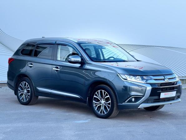 Mitsubishi Outlander III Рестайлинг 2 с пробегом 2018 года, цена 2 250 000 рублей, 117608 км, внедорожник, Автокод Объявления