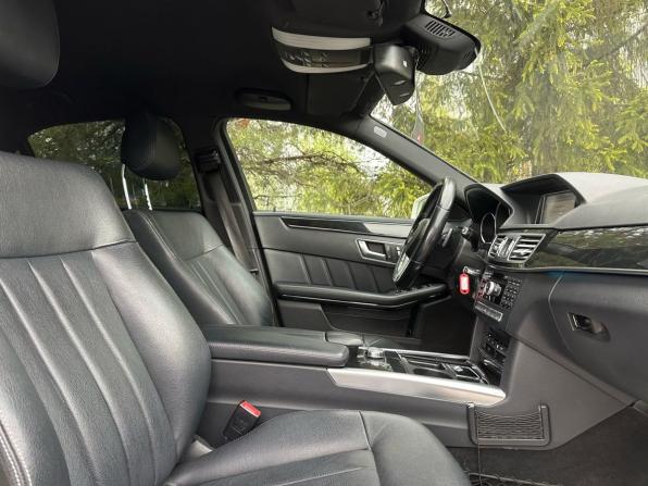 Mercedes-Benz E-Класс IV (W212 S212 C207) Рестайлинг с пробегом 2013 года, цена 1 749 000 рублей, 287293 км, седан, Автокод Объявления