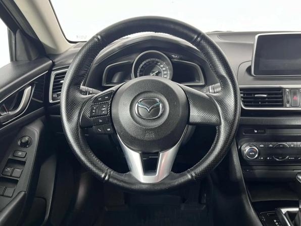 Mazda 3 III (BM) с пробегом 2014 года, цена 1 045 000 рублей, 131000 км, седан, Автокод Объявления