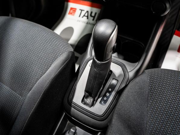 Suzuki Ignis III с пробегом 2019 года, цена 1 065 000 рублей, 99500 км, хэтчбек, Автокод Объявления