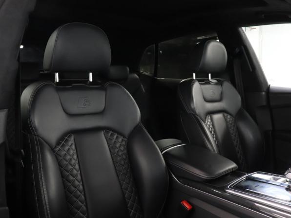 Audi SQ8 I (4M) с пробегом 2019 года, цена 9 950 000 рублей, 54000 км, внедорожник, Автокод Объявления