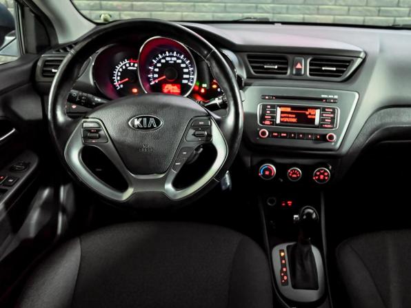 Kia Rio III Рестайлинг с пробегом 2015 года, цена 1 200 000 рублей, 101028 км, седан, Автокод Объявления