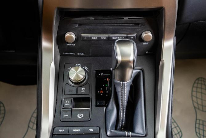 Lexus NX I Рестайлинг с пробегом 2021 года, цена 4 299 000 рублей, 25300 км, внедорожник, Автокод Объявления