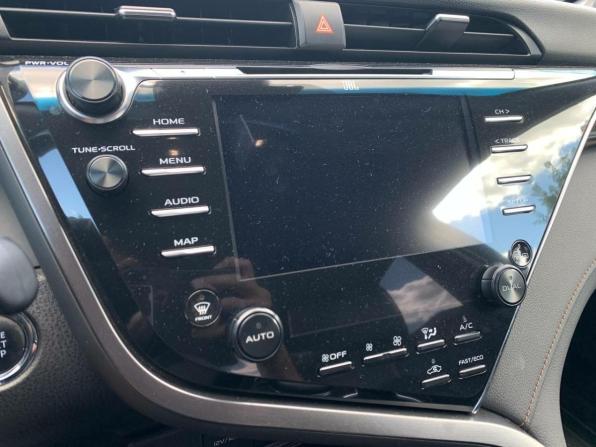 Toyota Camry VIII (XV70) с пробегом 2019 года, цена 2 550 000 рублей, 130112 км, седан, Автокод Объявления