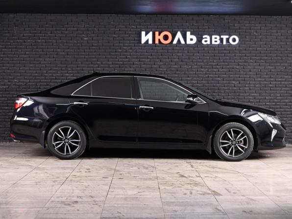 Toyota Camry VII (XV50) Рестайлинг 2 с пробегом 2017 года, цена 2 330 000 рублей, 208374 км, седан, Автокод Объявления