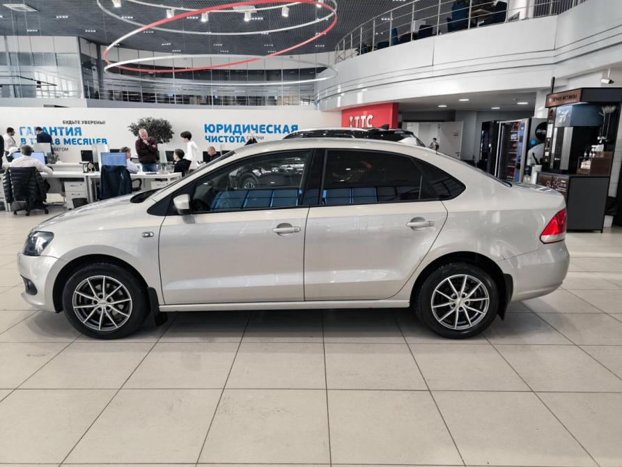 Volkswagen Polo V Казань  - изображение 10