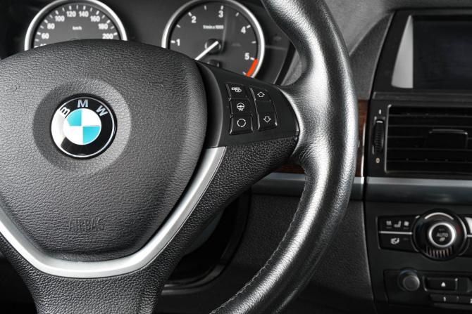 BMW X5 II (E70) Рестайлинг с пробегом 2012 года, цена 2 539 000 рублей, 267434 км, внедорожник, Автокод Объявления
