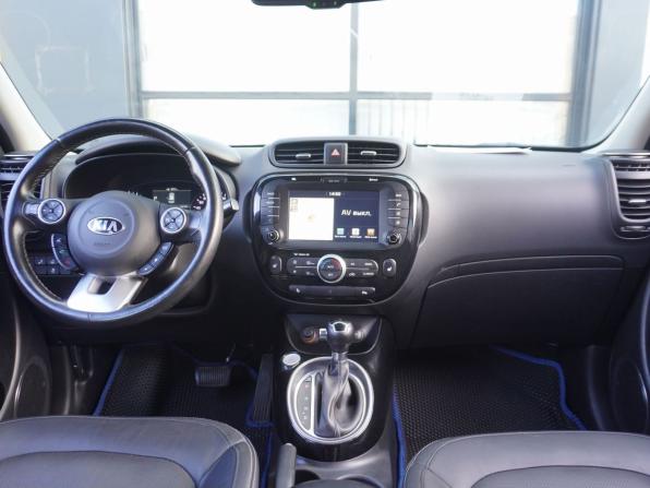 Kia Soul II Рестайлинг с пробегом 2017 года, цена 1 750 000 рублей, 76730 км, хэтчбек, Автокод Объявления