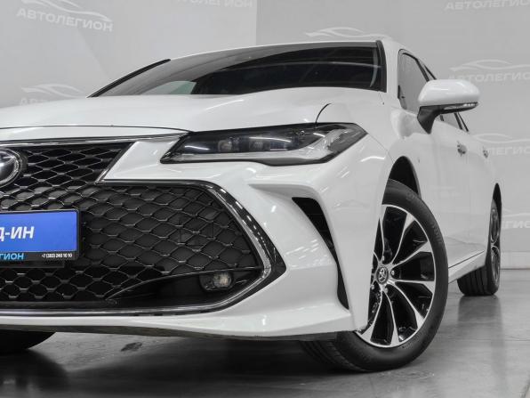 Toyota Avalon V с пробегом 2022 года, цена 3 885 000 рублей, 35658 км, седан, Автокод Объявления