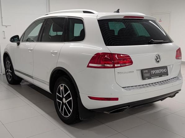 Volkswagen Touareg II Рестайлинг с пробегом 2014 года, цена 1 699 000 рублей, 308430 км, внедорожник, Автокод Объявления
