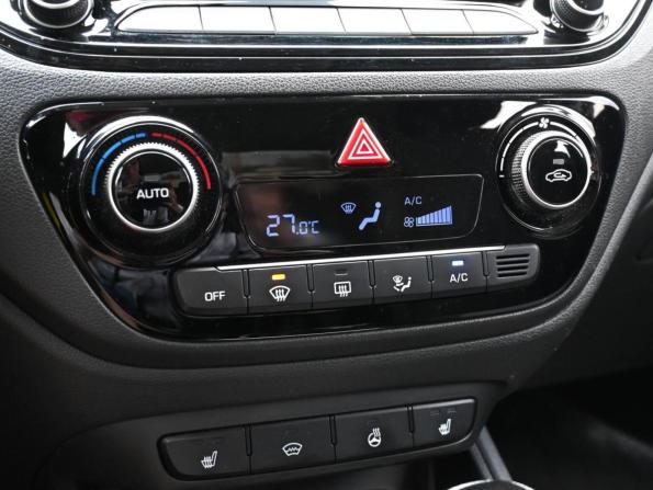 Hyundai Solaris II Рестайлинг с пробегом 2020 года, цена 1 549 000 рублей, 98590 км, седан, Автокод Объявления