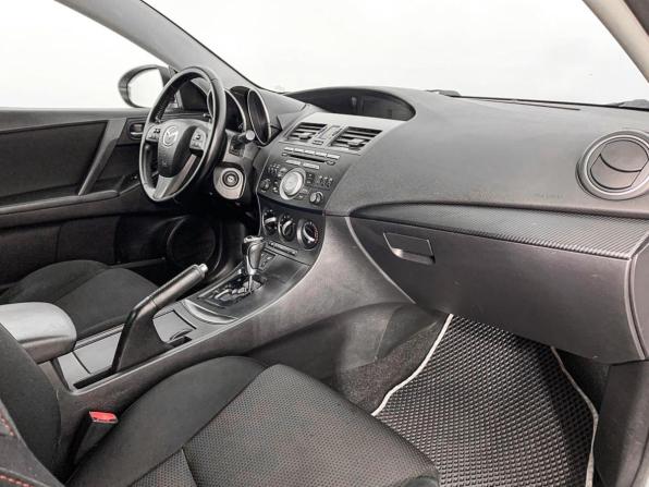 Mazda 3 II (BL) Рестайлинг с пробегом 2013 года, цена 891 000 рублей, 210621 км, седан, Автокод Объявления