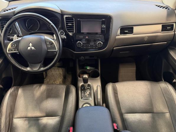 Mitsubishi Outlander III с пробегом 2012 года, цена 1 399 000 рублей, 186000 км, внедорожник, Автокод Объявления