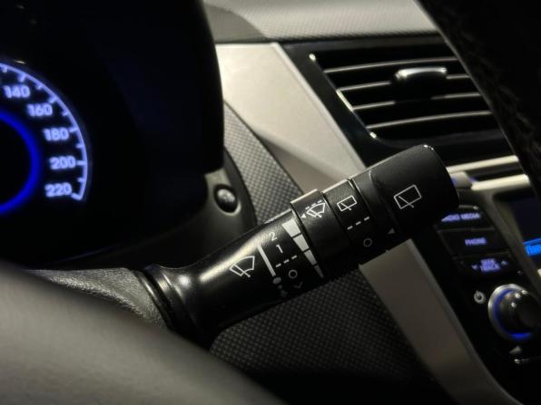 Hyundai Solaris I Рестайлинг с пробегом 2014 года, цена 1 200 000 рублей, 123868 км, хэтчбек, Автокод Объявления