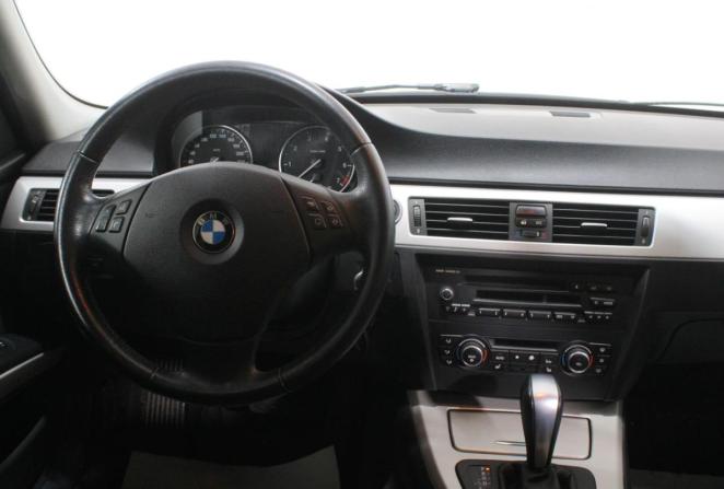BMW 3 серии V (E90/E91/E92/E93) Рестайлинг с пробегом 2010 года, цена 1 300 000 рублей, 106969 км, седан, Автокод Объявления