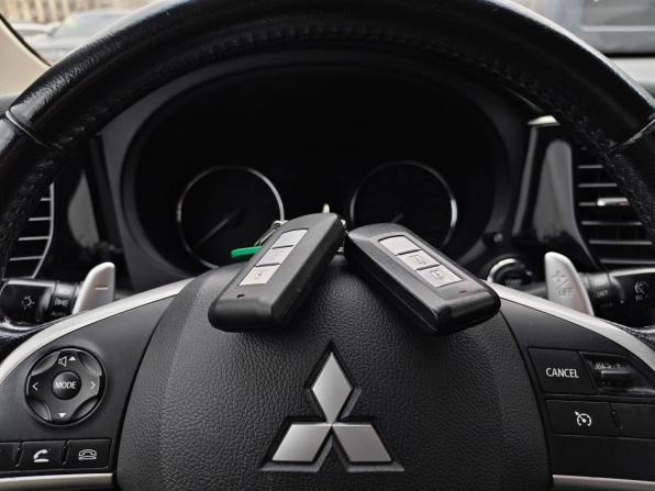 Mitsubishi Outlander III с пробегом 2012 года, цена 1 353 000 рублей, 133103 км, внедорожник, Автокод Объявления