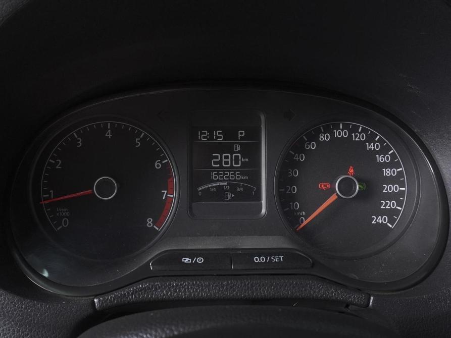 Volkswagen Polo V Рестайлинг Ростов-на-Дону  - изображение 14
