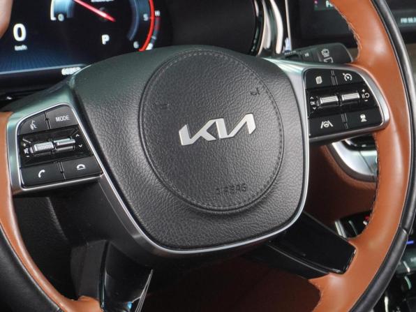 Kia Mohave I Рестайлинг 2 с пробегом 2022 года, цена 6 466 000 рублей, 60353 км, внедорожник, Автокод Объявления