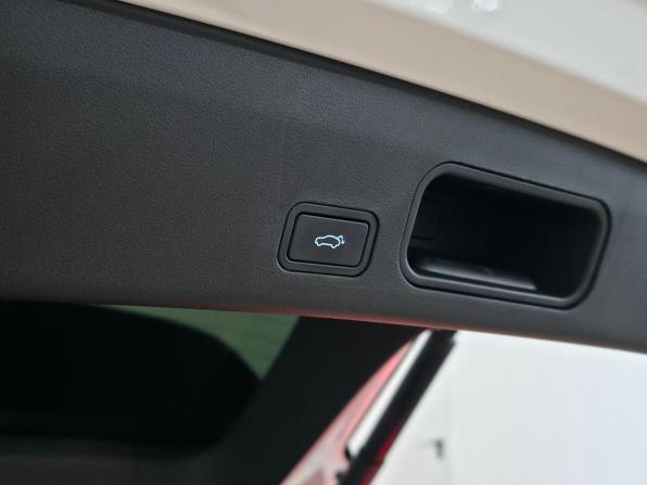 Geely Cityray с пробегом 2025 года, цена 2 648 000 рублей, 4453 км, внедорожник, Автокод Объявления