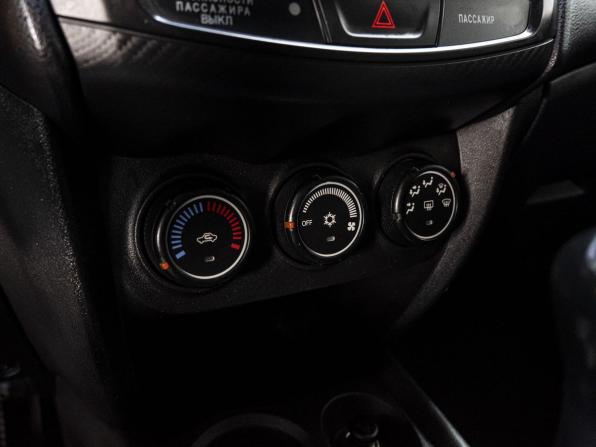 Mitsubishi ASX I Рестайлинг с пробегом 2014 года, цена 1 000 000 рублей, 190048 км, внедорожник, Автокод Объявления