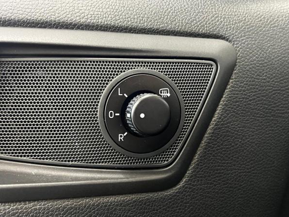Skoda Yeti I Рестайлинг с пробегом 2013 года, цена 1 175 000 рублей, 185224 км, внедорожник, Автокод Объявления