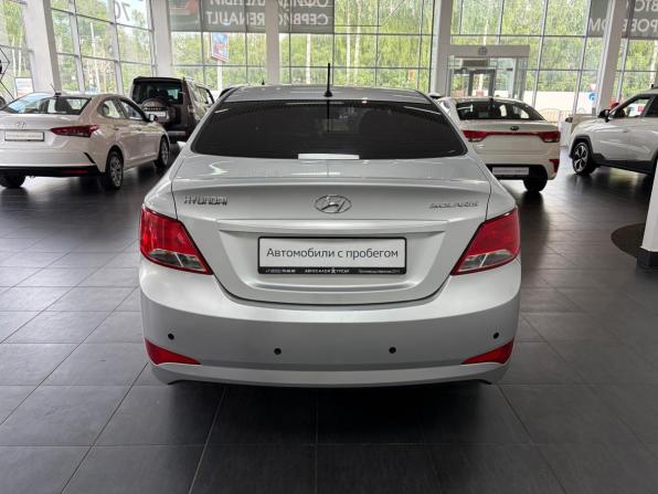 Hyundai Solaris I Рестайлинг с пробегом 2015 года, цена 938 000 рублей, 155293 км, седан, Автокод Объявления