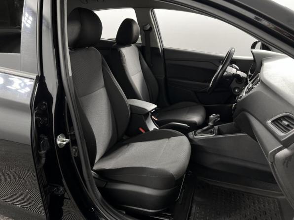 Hyundai Solaris II с пробегом 2019 года, цена 1 345 000 рублей, 122372 км, седан, Автокод Объявления