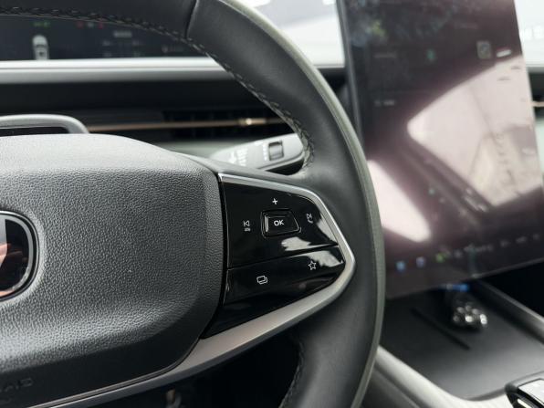 Changan Lamore с пробегом 2023 года, цена 2 180 000 рублей, 3246 км, седан, Автокод Объявления