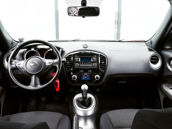 Nissan Juke I с пробегом 2013 года, цена 1 099 000 рублей, 113456 км, внедорожник, Автокод Объявления