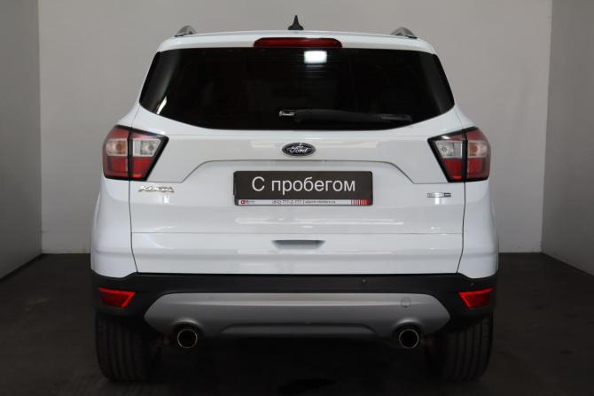 Ford Kuga II Рестайлинг с пробегом 2019 года, цена 1 499 000 рублей, 146000 км, внедорожник, Автокод Объявления
