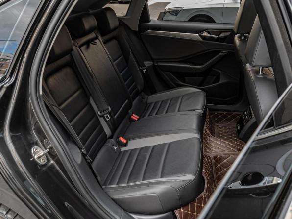 Volkswagen Sagitar III с пробегом 2020 года, цена 2 195 000 рублей, 51094 км, седан, Автокод Объявления