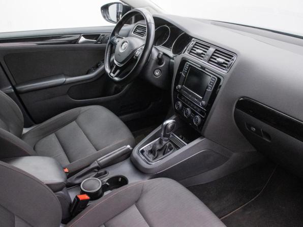 Volkswagen Jetta VI Рестайлинг с пробегом 2018 года, цена 1 495 000 рублей, 140300 км, седан, Автокод Объявления