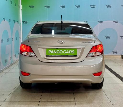 Hyundai Solaris I с пробегом 2014 года, цена 650 000 рублей, 210000 км, седан, Автокод Объявления