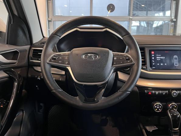 Lada (ВАЗ) Vesta I Рестайлинг (NG) с пробегом 2024 года, цена 1 360 000 рублей, 69285 км, седан, Автокод Объявления