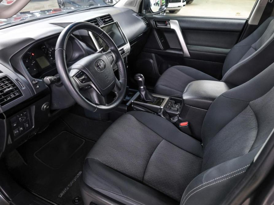 Toyota Land Cruiser Prado 150 Series Рестайлинг 2 Москва  - изображение 17
