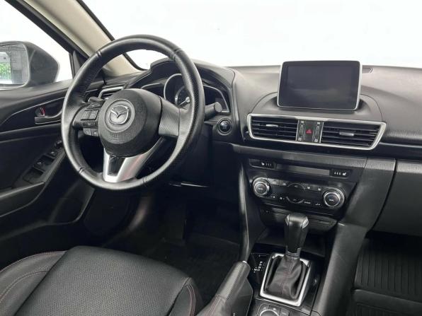 Mazda 3 III (BM) с пробегом 2014 года, цена 1 045 000 рублей, 131000 км, седан, Автокод Объявления