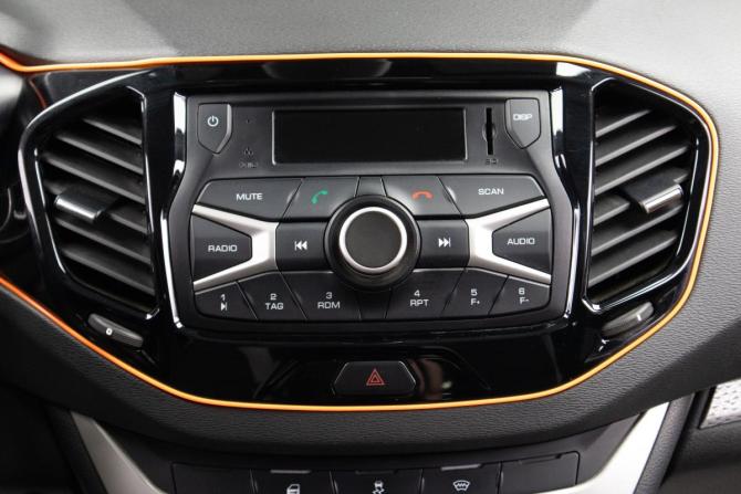 Lada (ВАЗ) Vesta I с пробегом 2019 года, цена 949 000 рублей, 56000 км, седан, Автокод Объявления