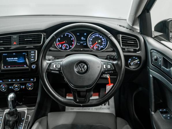 Volkswagen Golf VII с пробегом 2013 года, цена 1 300 000 рублей, 95377 км, хэтчбек, Автокод Объявления