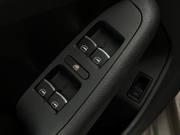 Volkswagen Jetta VI Рестайлинг с пробегом 2017 года, цена 1 379 700 рублей, 124587 км, седан, Автокод Объявления