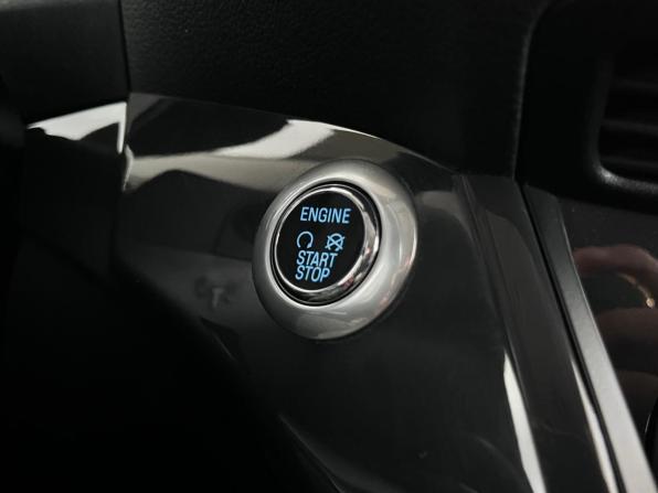 Ford Kuga II с пробегом 2014 года, цена 1 230 000 рублей, 137131 км, внедорожник, Автокод Объявления
