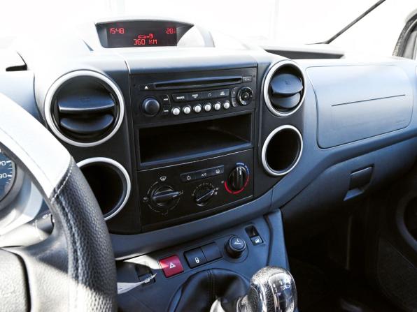 Peugeot Partner II Рестайлинг с пробегом 2012 года, цена 749 000 рублей, 188221 км, компактвэн, Автокод Объявления