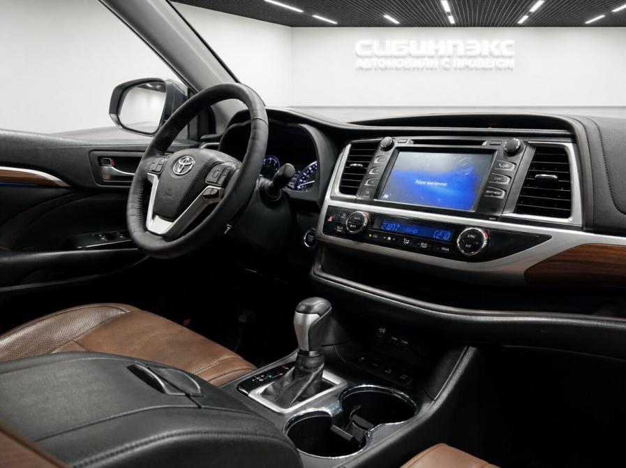 Toyota Highlander III (XU50) Рестайлинг Кемерово  - изображение 29