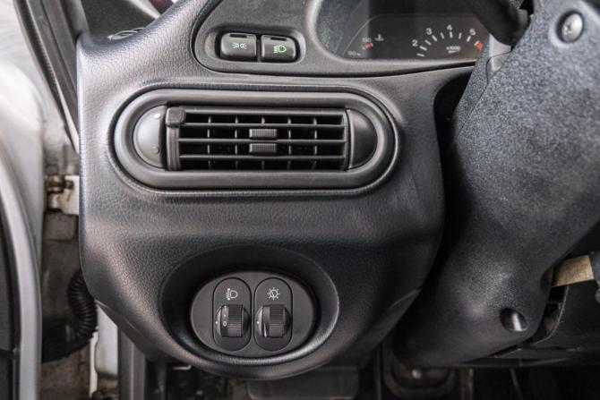 Chevrolet Niva I Рестайлинг с пробегом 2011 года, цена 599 000 рублей, 230000 км, внедорожник, Автокод Объявления