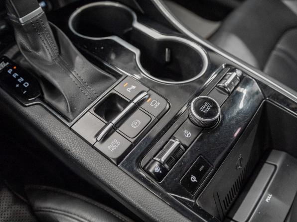 Kia K5 III с пробегом 2021 года, цена 2 530 000 рублей, 92755 км, седан, Автокод Объявления