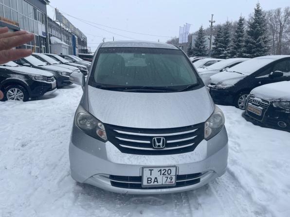 Honda Freed I с пробегом 2010 года, цена 1 050 000 рублей, 95145 км, компактвэн, Автокод Объявления