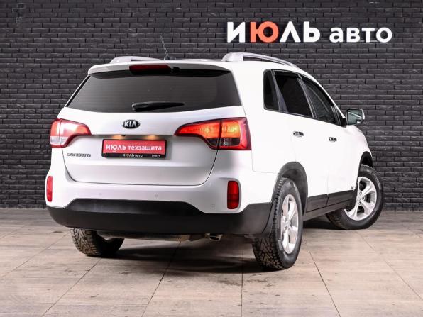 Kia Sorento II Рестайлинг с пробегом 2018 года, цена 2 250 000 рублей, 161927 км, внедорожник, Автокод Объявления